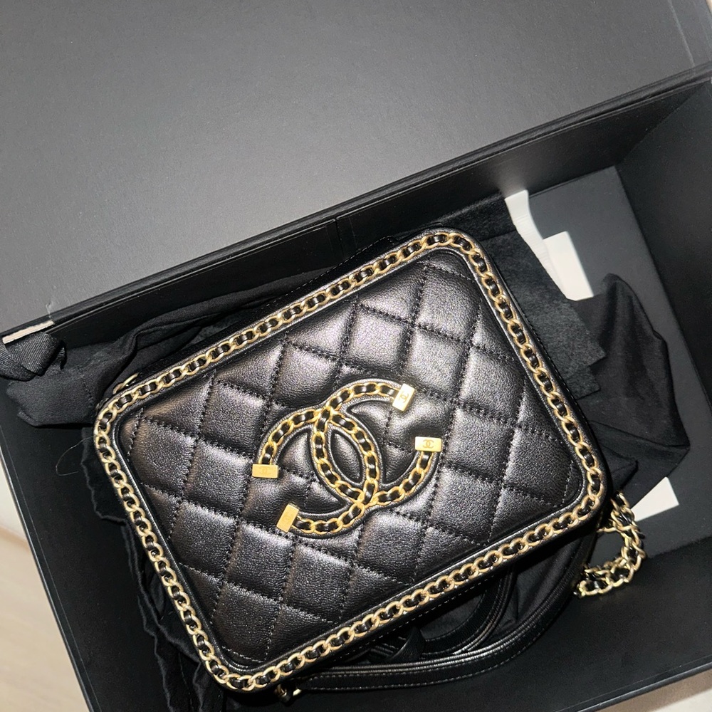 CHANEL Black Quilted Vanity Case with Gold Hardware